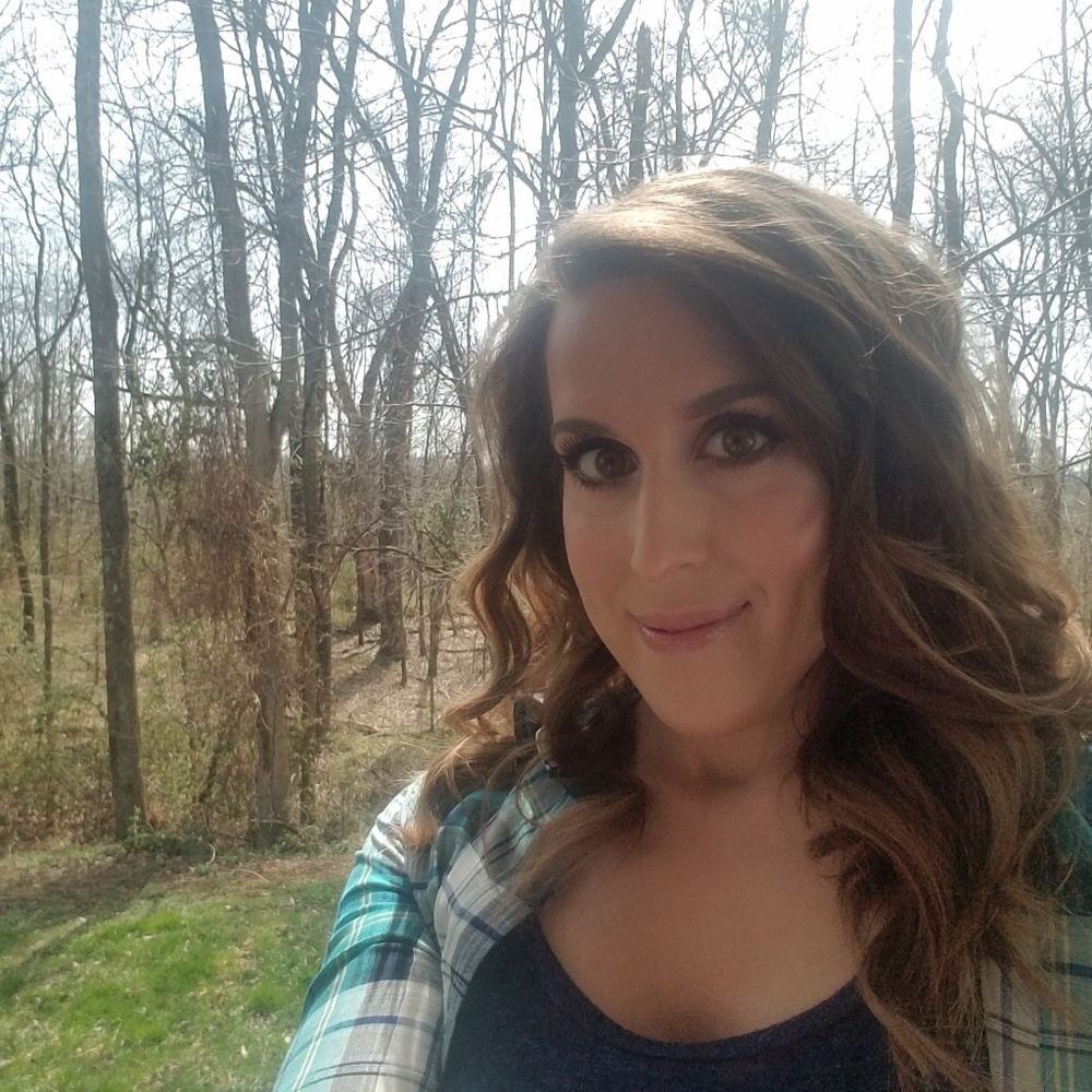 Meet your Posher, Carrie